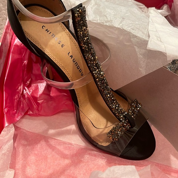 Chinese laundry jive talk beaded heel with clear straps size 8 - Picture 3 of 6